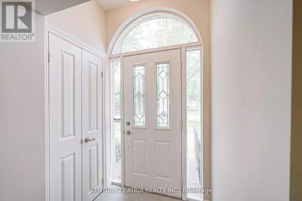 Markham (royal Orchard), ON L3T3J1,190 ROMFIELD CIRCUIT