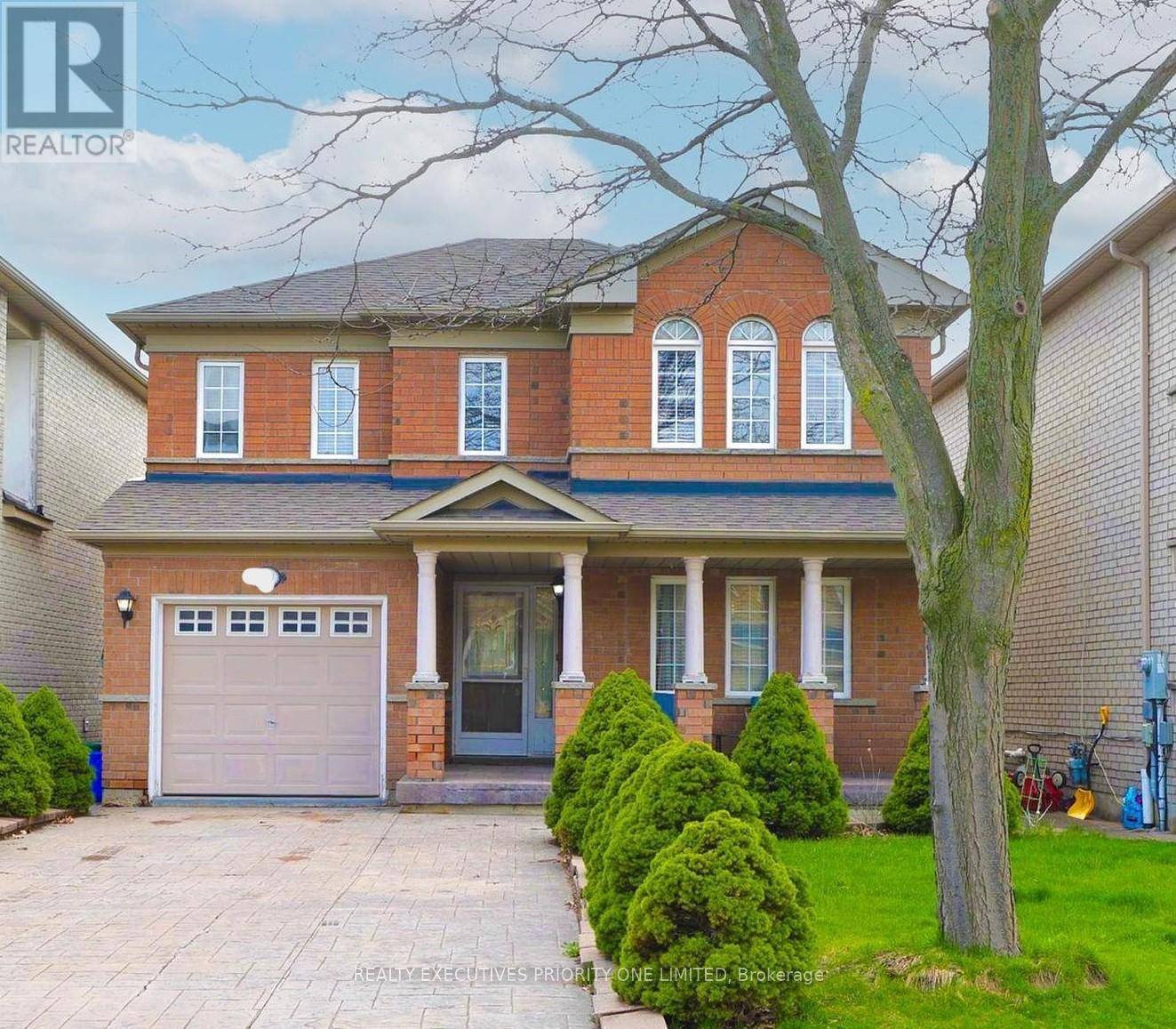 19 RUSTY TRAIL, Vaughan (vellore Village), ON L4H2E7