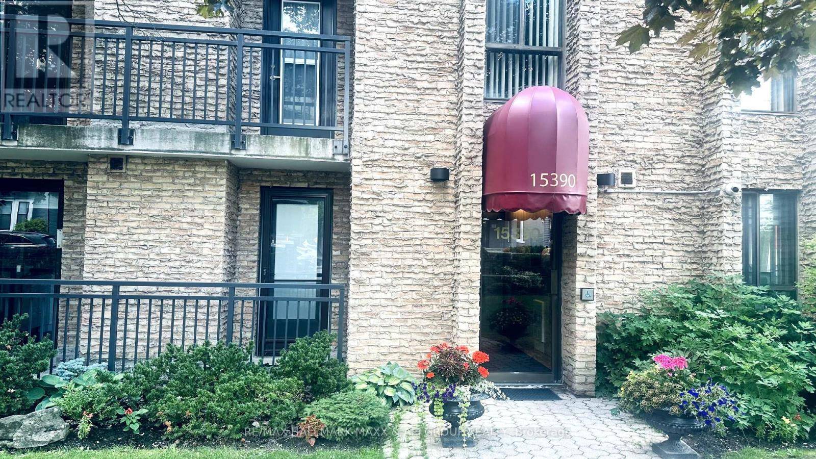 15390 Yonge ST #201, Aurora (aurora Heights), ON L4G1N8