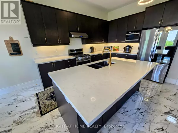 Whitchurch-stouffville (stouffville), ON L4A5E2,326 Boundary BLVD #Main Level