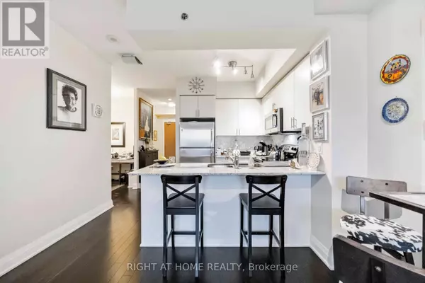 Vaughan (crestwood-springfarm-yorkhill), ON L4J0H2,520 Steeles AVE West #703