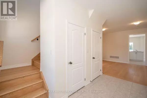 New Tecumseth (alliston), ON L9R0X1,21 FENN CRESCENT