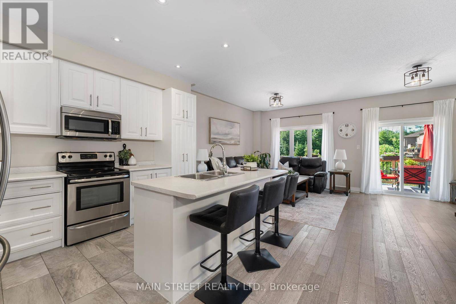 Georgina (sutton & Jackson's Point), ON L0E1R0,10 PROSSER CRESCENT