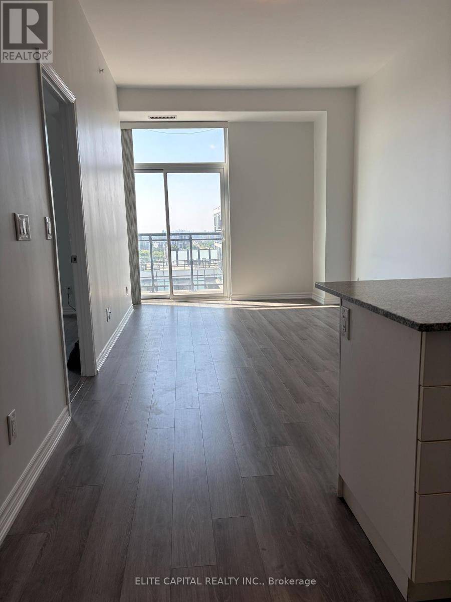 Richmond Hill (jefferson), ON L4E3N8,11611 Yonge ST #PH13