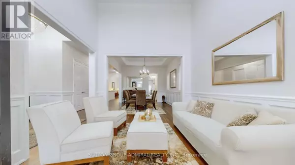 Vaughan (kleinburg), ON L4H3X4,392 WOODGATE PINES DRIVE