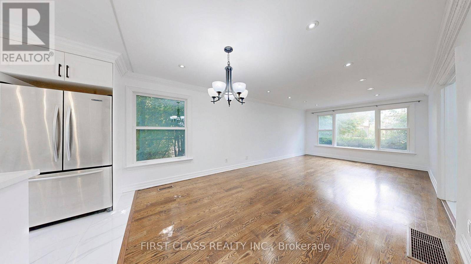Markham (unionville), ON L3R1N5,34 FERRAH STREET