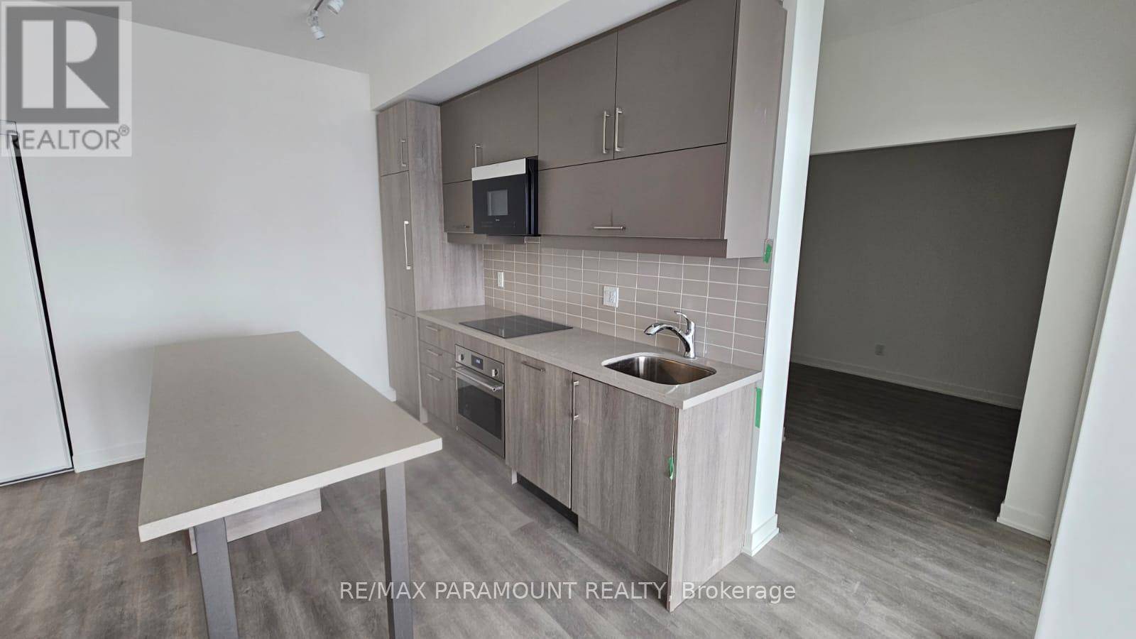Markham (unionville), ON L6G0H5,8119 Birchmount RD #1607