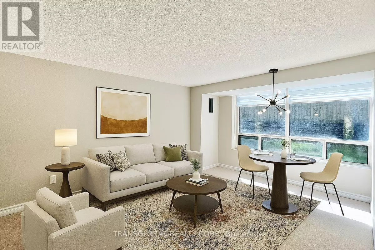 Vaughan (crestwood-springfarm-yorkhill), ON L4J7K4,333 Clark AVE West #219