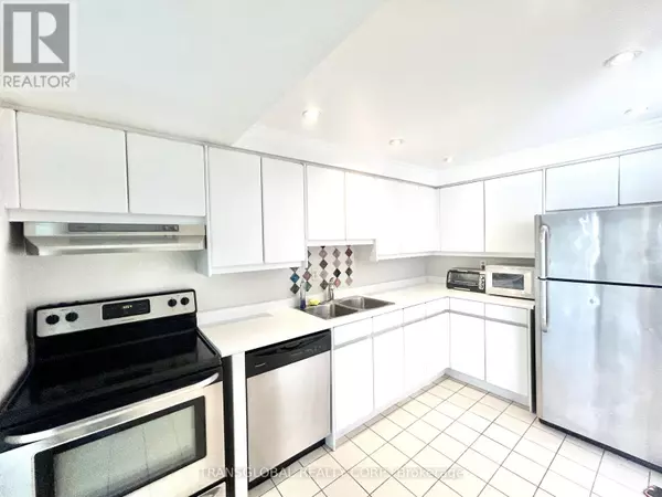 333 Clark AVE West #219, Vaughan (crestwood-springfarm-yorkhill), ON L4J7K4