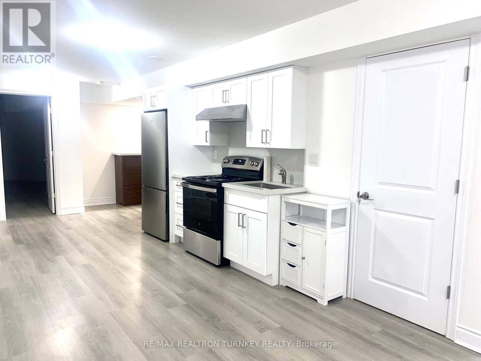 New Tecumseth (alliston), ON L9R0K8,20 Gilroy CT East #Lower