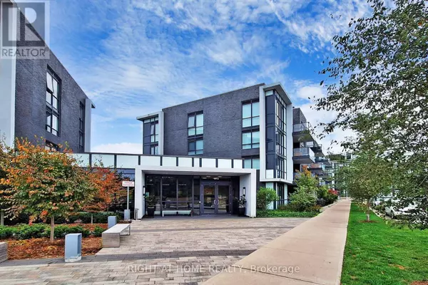 Innisfil, ON L9S0N9,375 Sea Ray AVE #123
