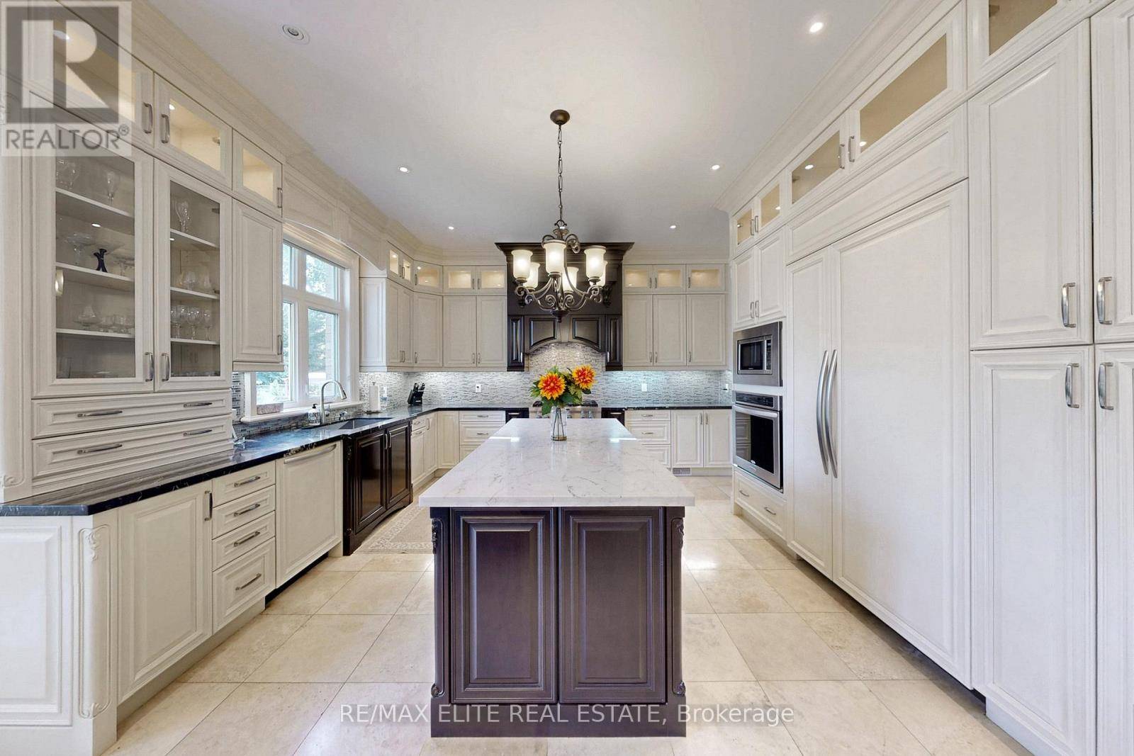 Richmond Hill (north Richvale), ON L4C3S6,34 MAY AVENUE