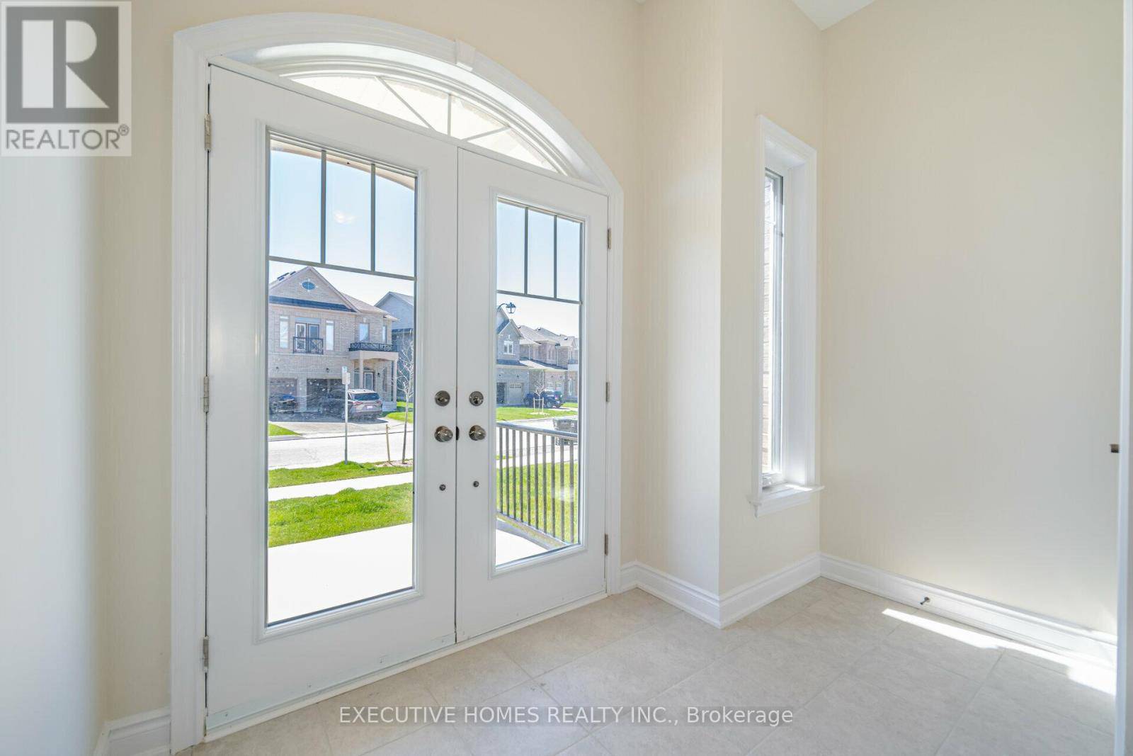 Bradford West Gwillimbury (bradford), ON L3Z4M7,14 MAC CAMPBELL WAY