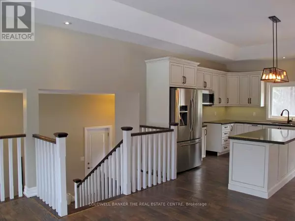 Georgina (pefferlaw), ON L0C1L0,52 LEMBITU AVENUE