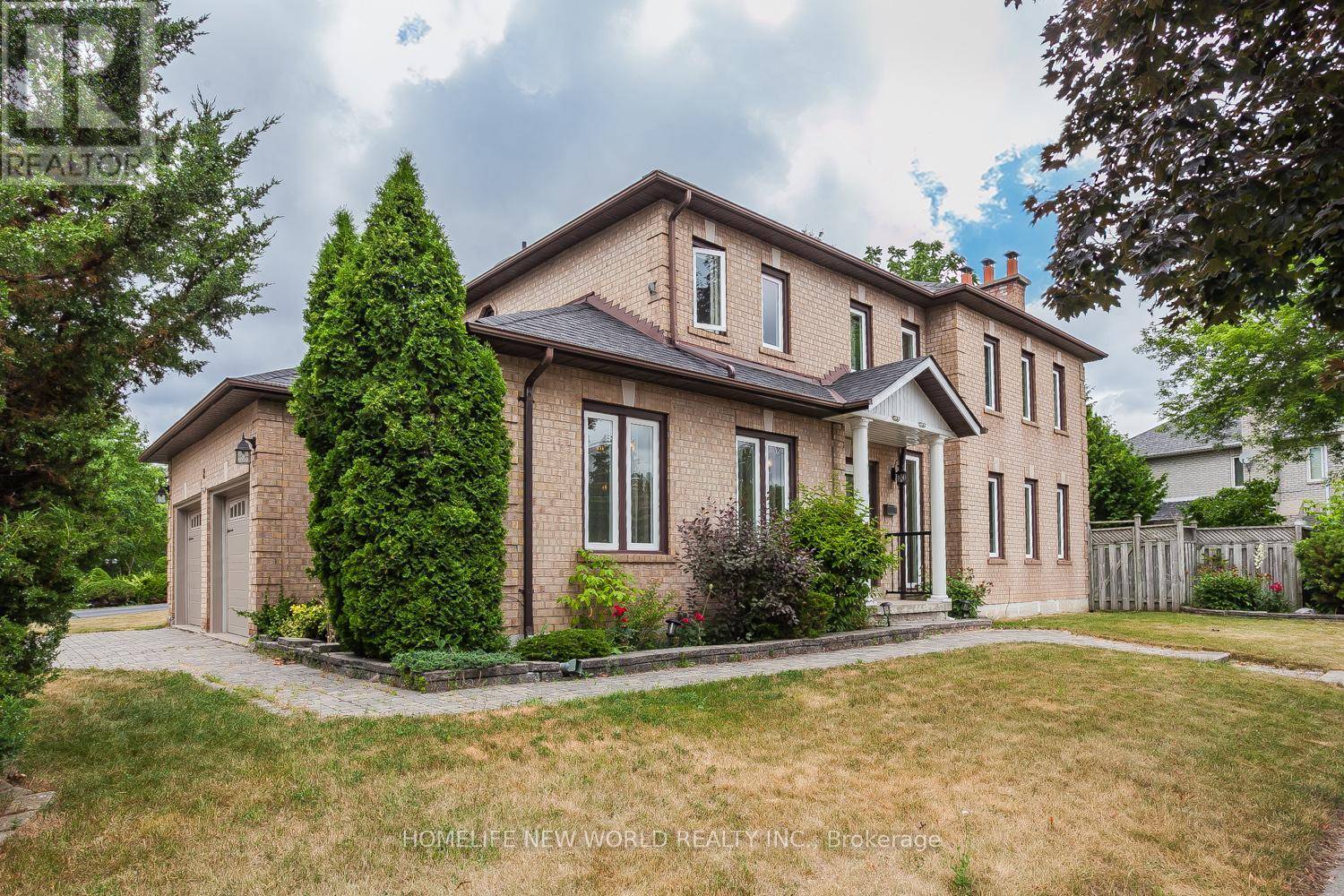 Markham (buttonville), ON L3R9B9,2 BURR CRESCENT