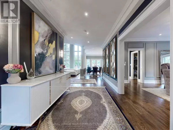 Richmond Hill (south Richvale), ON L4C0M4,5 TRILOGY COURT