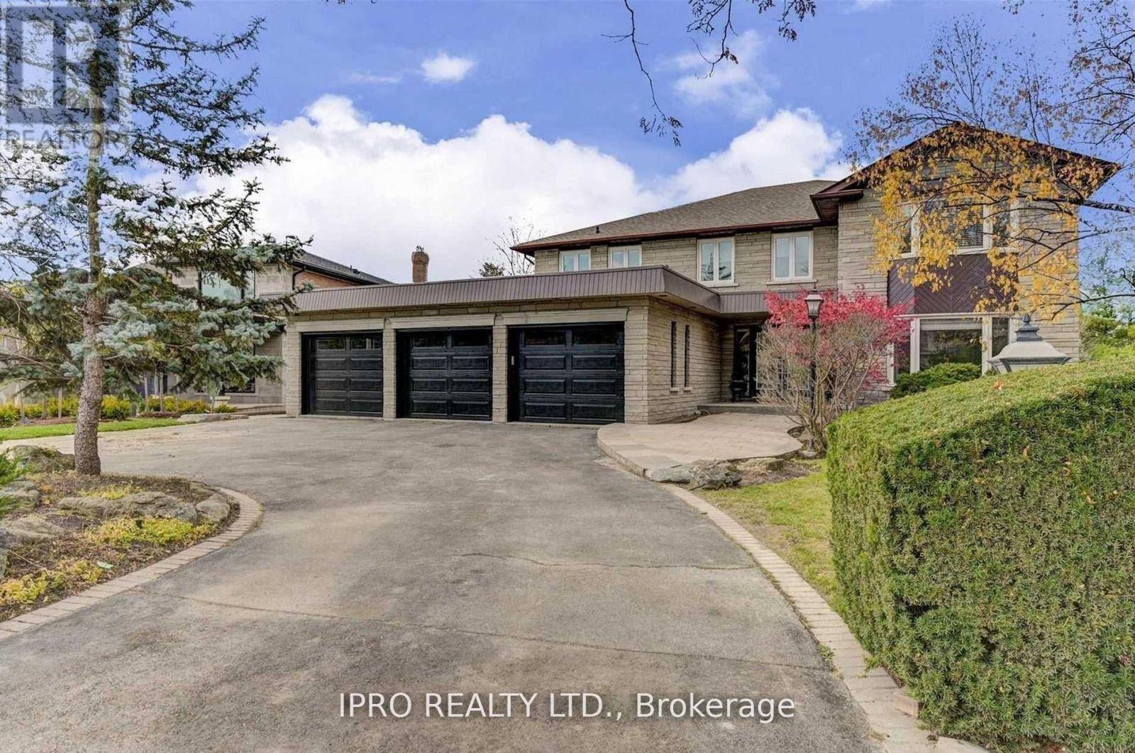 150 FIRGLEN RIDGE, Vaughan (islington Woods), ON L4L1N4