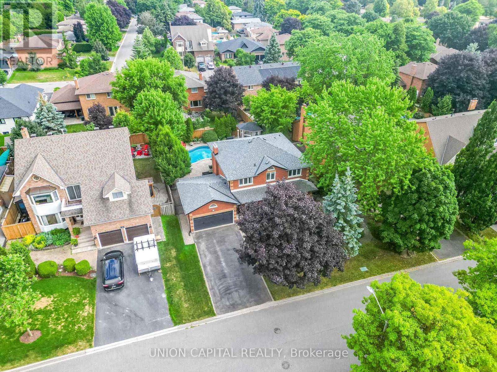 Whitchurch-stouffville (stouffville), ON L4A6A2,12 DORMAN DRIVE