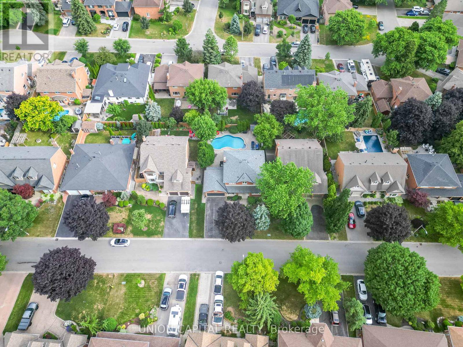 Whitchurch-stouffville (stouffville), ON L4A6A2,12 DORMAN DRIVE