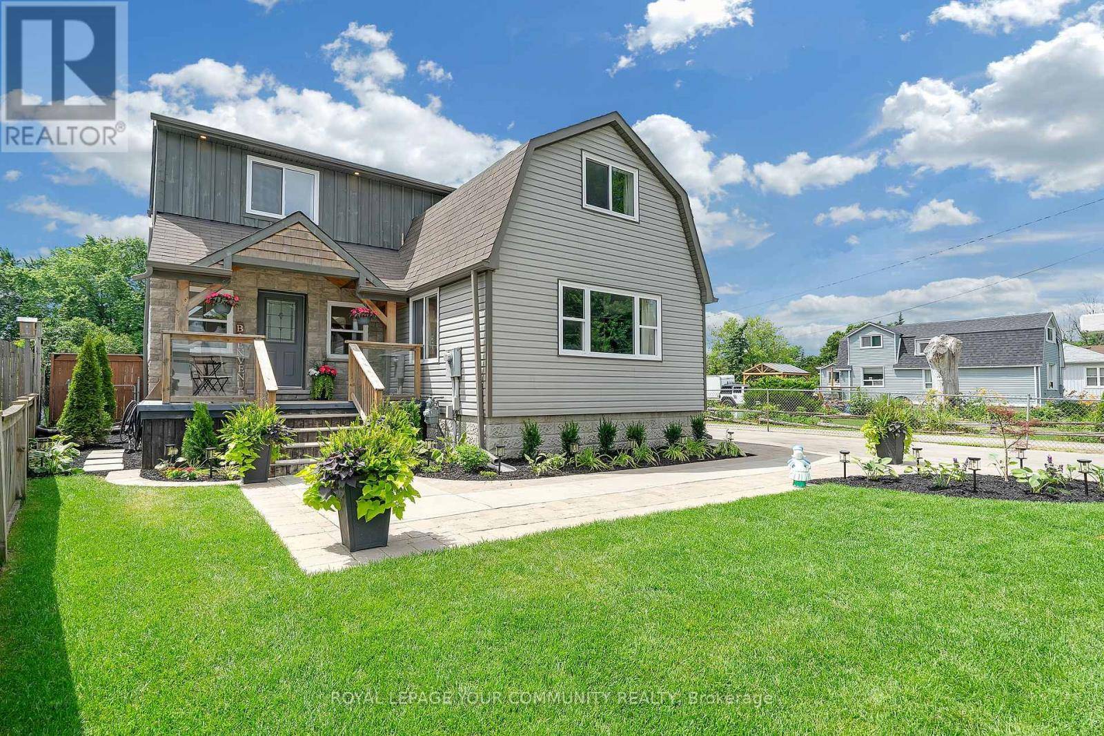 19036 DUFFERIN STREET, King, ON L3Y4V9