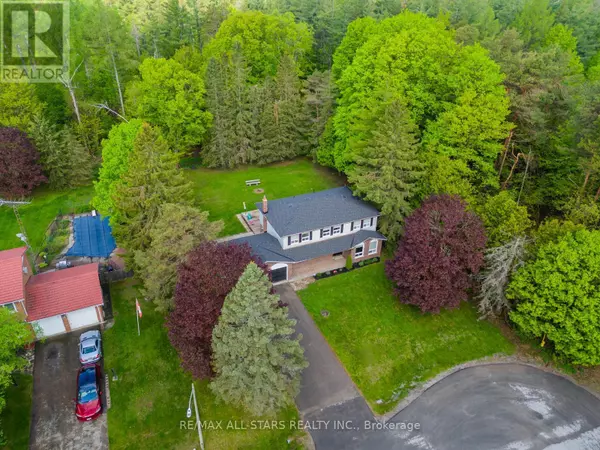 Whitchurch-stouffville (ballantrae), ON L4A7X4,46 IROQUOIS DRIVE