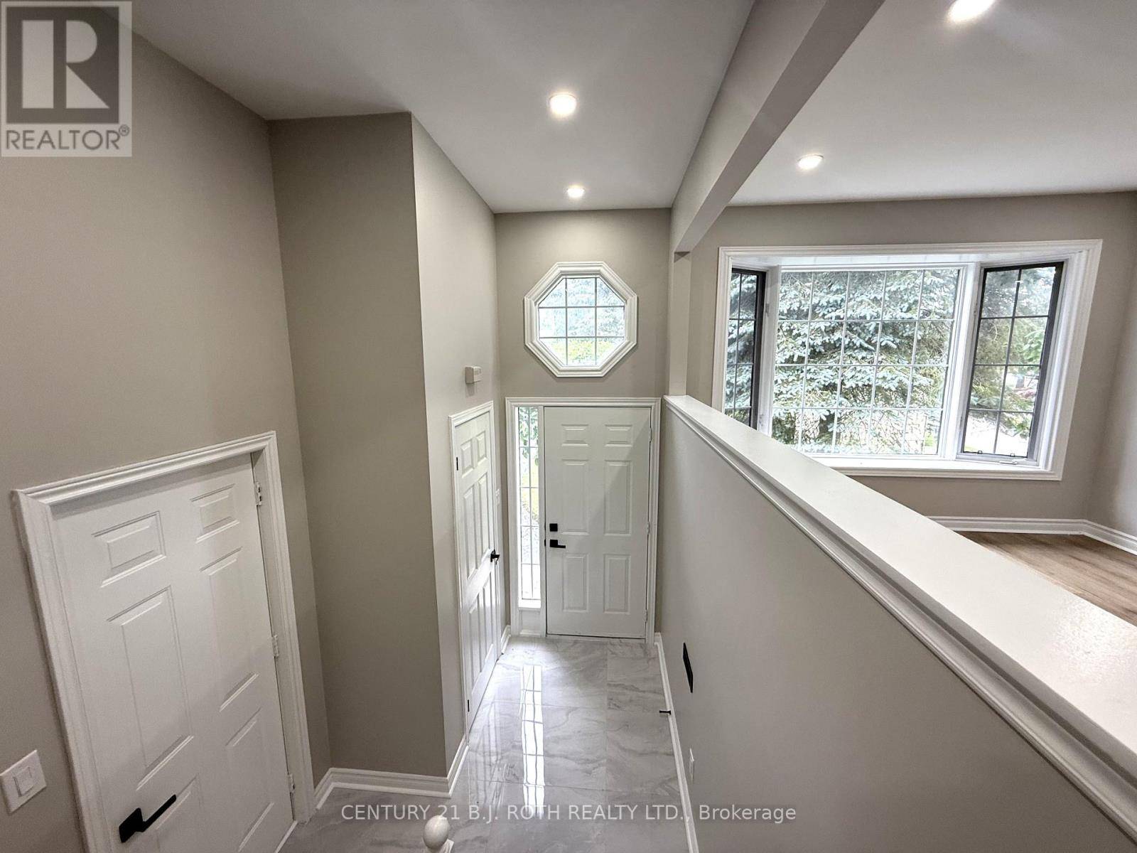 Innisfil (alcona), ON L0L2M0,2155 RAYNOR COURT