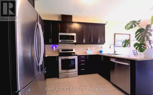 New Tecumseth (alliston), ON L9R1Z6,60 HOLT DRIVE