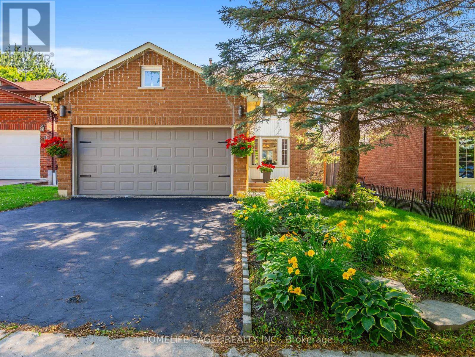 30 MOFFAT CRESCENT, Aurora (aurora Heights), ON L4G4Z8