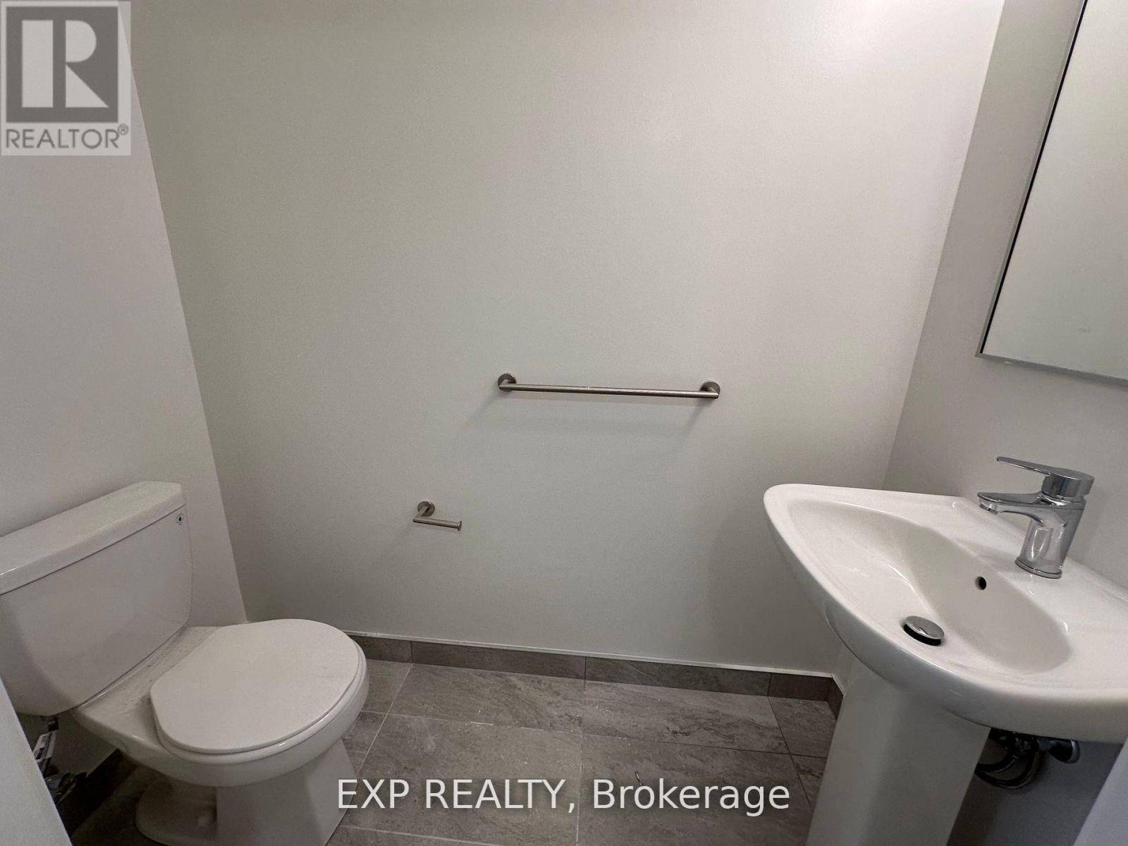 Markham (unionville), ON L6G1B3,38 Simcoe Promenade #618