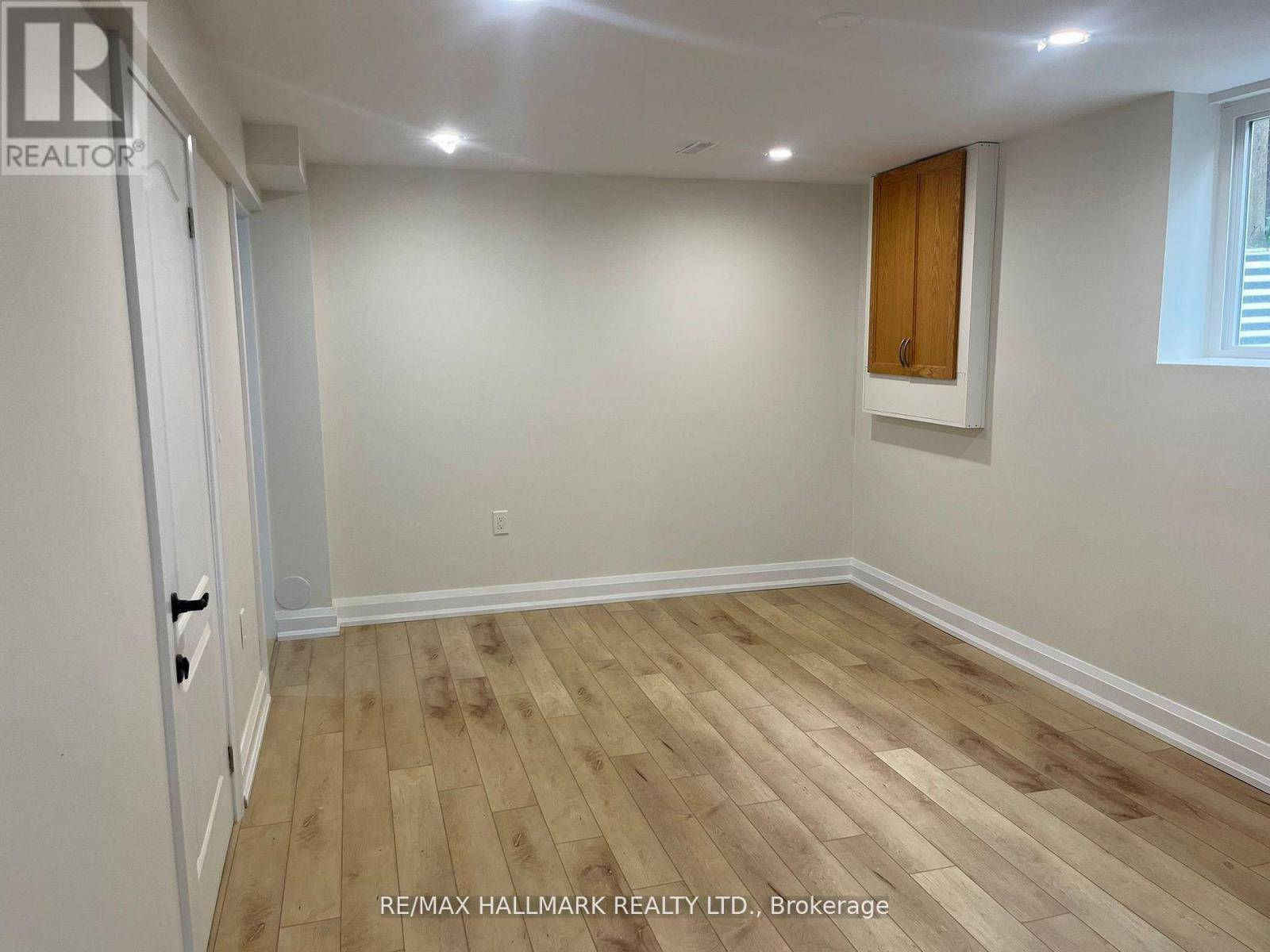Richmond Hill (mill Pond), ON L4C9P5,30 Gatcombe CIR #Unit A