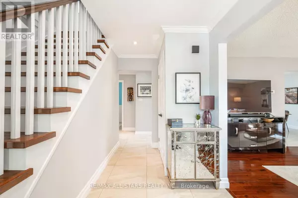 Whitchurch-stouffville (stouffville), ON L4A4K6,84 THICKETWOOD BOULEVARD
