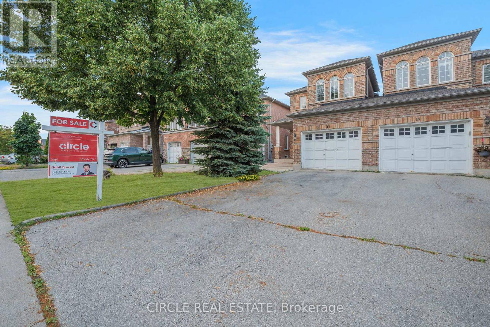 Vaughan (vellore Village), ON L6A3M5,21 CASABEL DRIVE