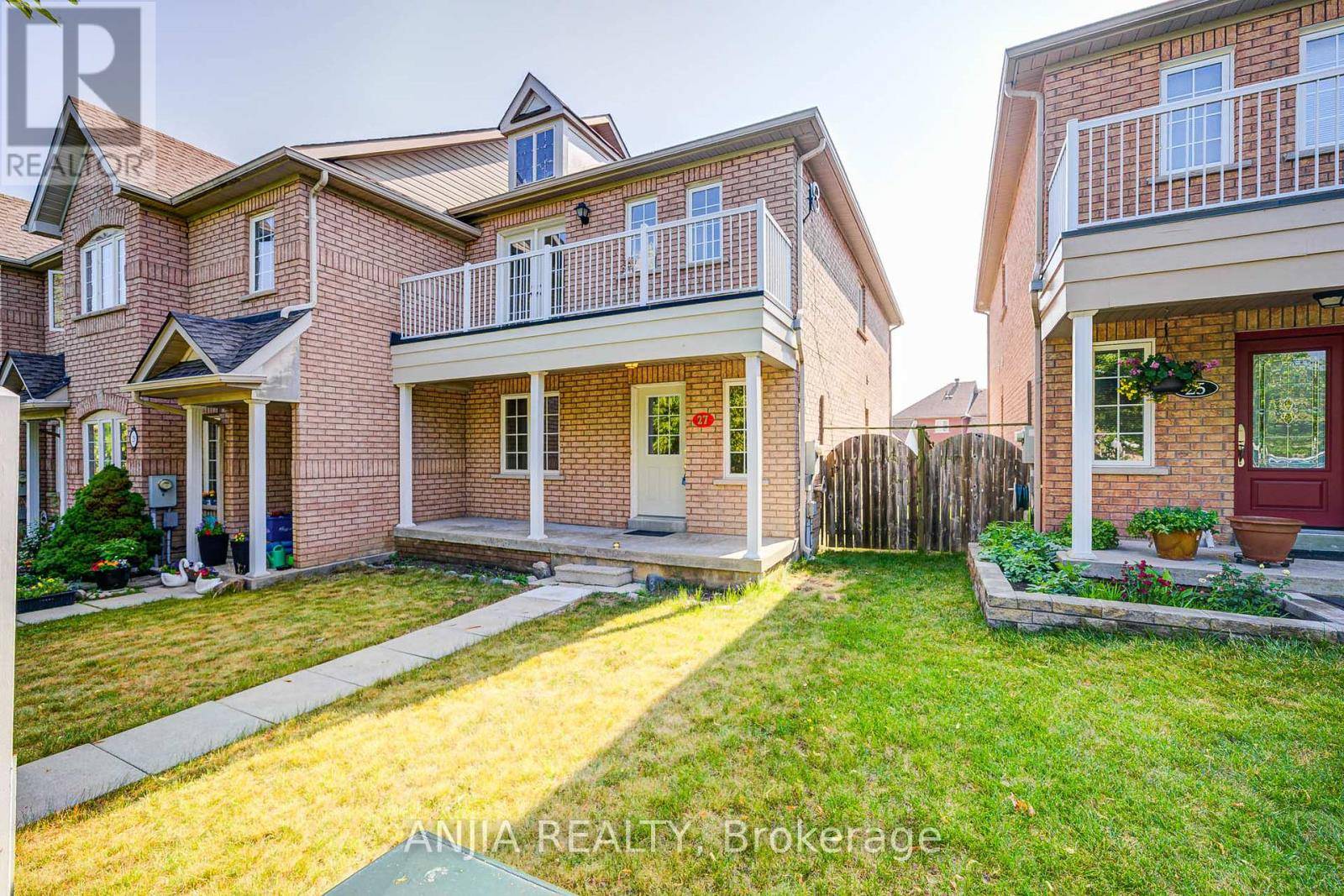Markham (village Green-south Unionville), ON L3R5G8,27 PIERA GARDENS