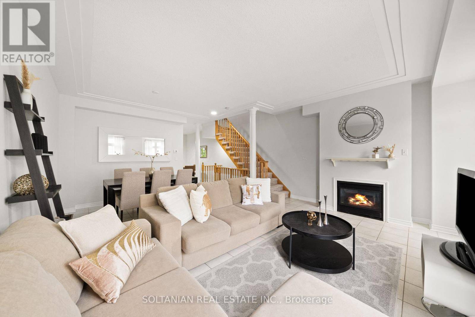 Richmond Hill (jefferson), ON L4E4H7,10 Post Oak DR #36