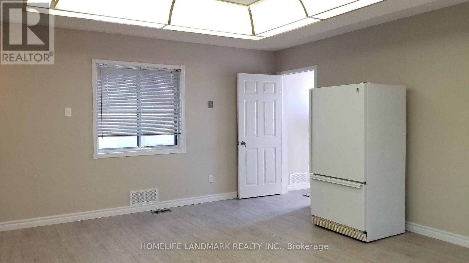Richmond Hill (oak Ridges Lake Wilcox), ON L4E3A6,239 Lakeland CRES #(Upper)