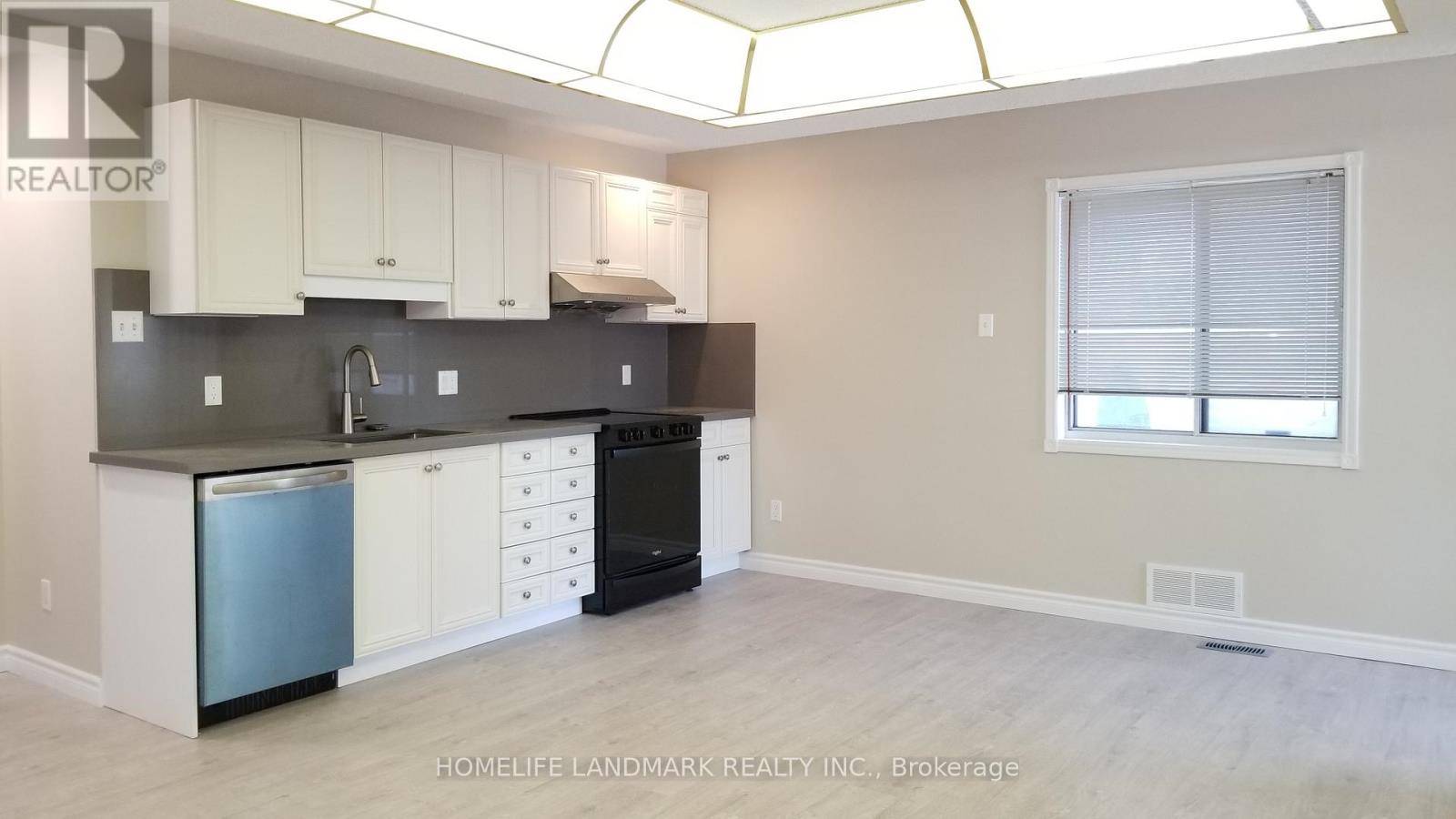 Richmond Hill (oak Ridges Lake Wilcox), ON L4E3A6,239 Lakeland CRES #(Upper)