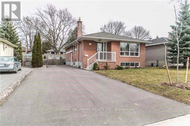 61 Aurora Heights DR #MAIN, Aurora (aurora Heights), ON L4G2W6