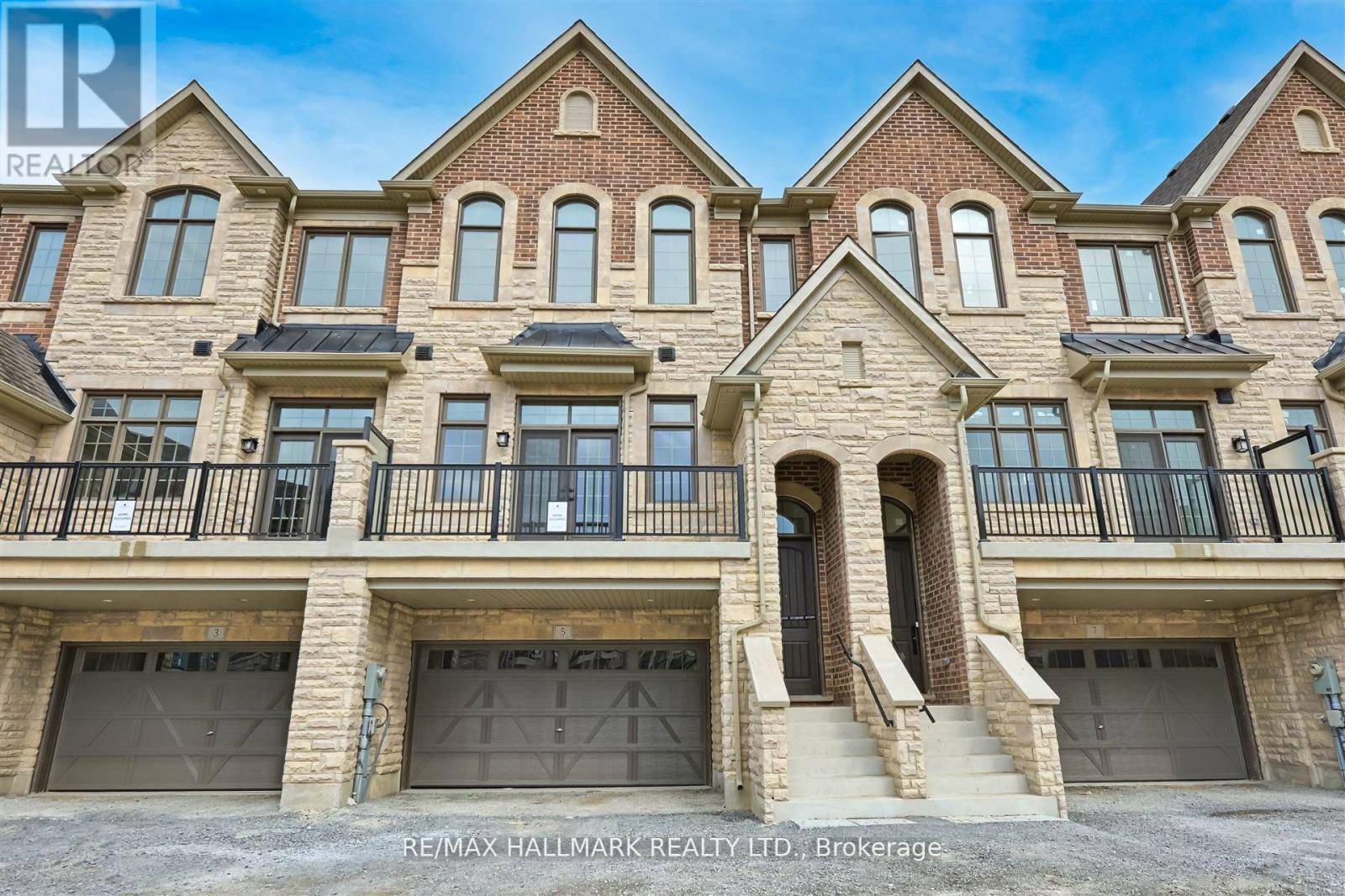 5 WEST VILLAGE LANE, Markham (angus Glen), ON L6C3L5