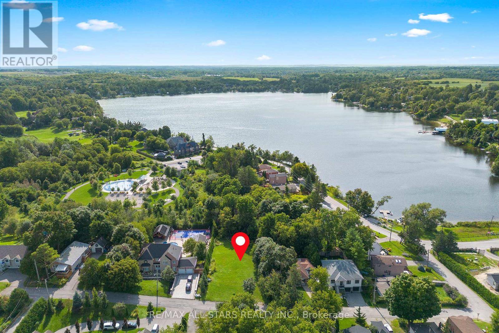 Whitchurch-stouffville (stouffville), ON L4A7X3,12 CHURCHILL DRIVE S