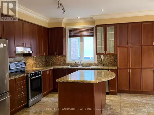 Richmond Hill (oak Ridges Lake Wilcox), ON L4E4N6,28 DELPHINIUM AVENUE