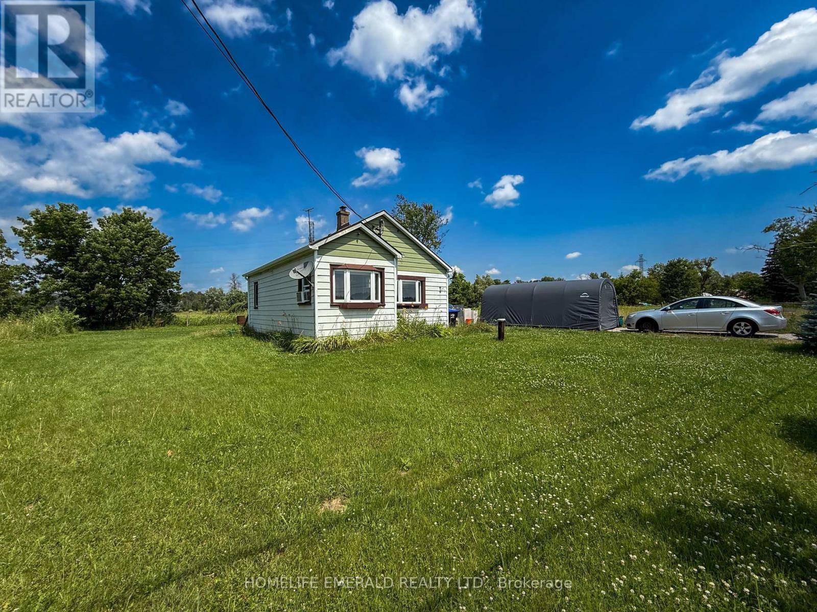Essa, ON L0M1B4,6170 90 CTY ROAD