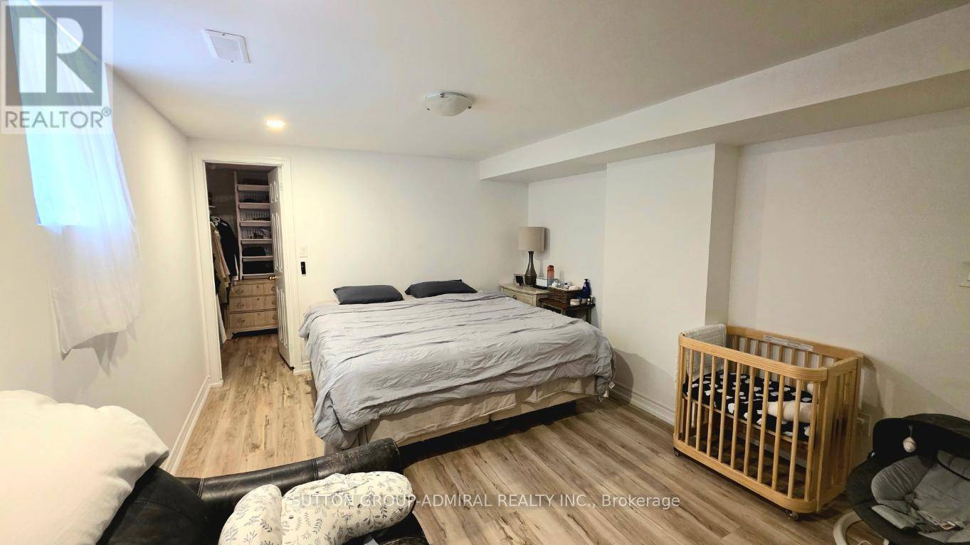 Richmond Hill (doncrest), ON L4B2P9,12 Pearl Gate CT #Basement