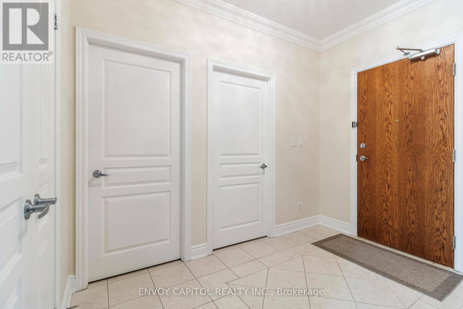 Vaughan (maple), ON L6A0A1,9901 KEELE ST #203