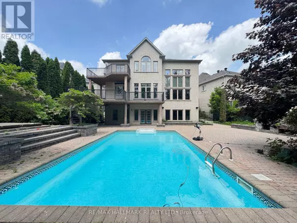 Richmond Hill (oak Ridges Lake Wilcox), ON L4E4R8,383 PARADELLE DRIVE
