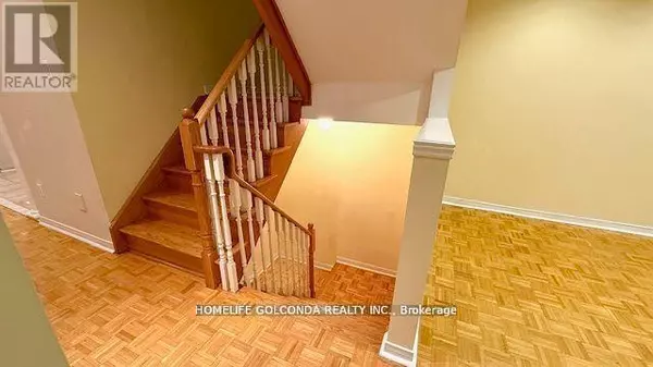 Richmond Hill (langstaff), ON L4B4E3,82 ELLESMERE STREET