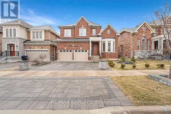 Bradford West Gwillimbury, ON L3Z0V3,95 SELBY CRESCENT