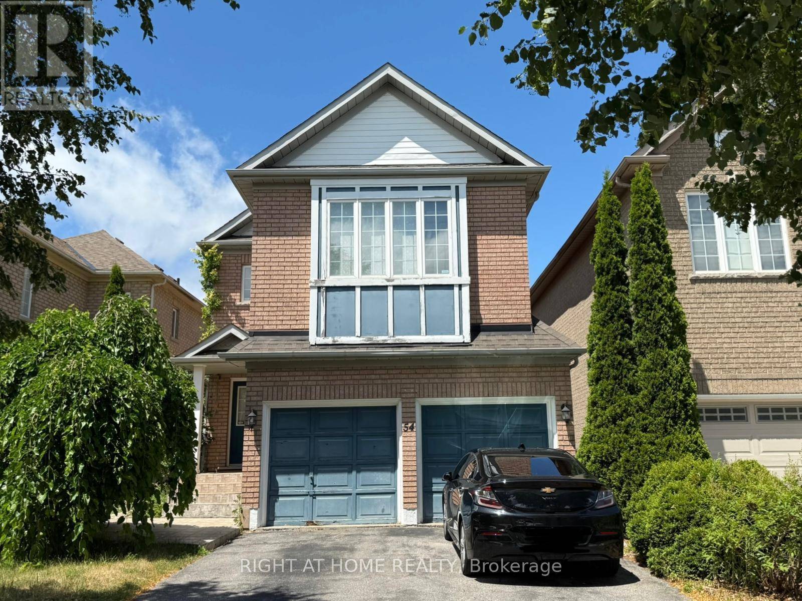 Richmond Hill (rouge Woods), ON L4S1Y5,54 GOLDEN OAK AVENUE
