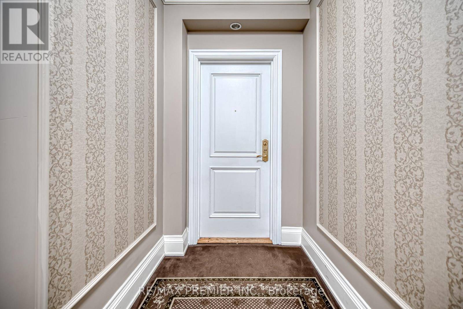 Vaughan (maple), ON L6A0J7,9225 Jane ST #614