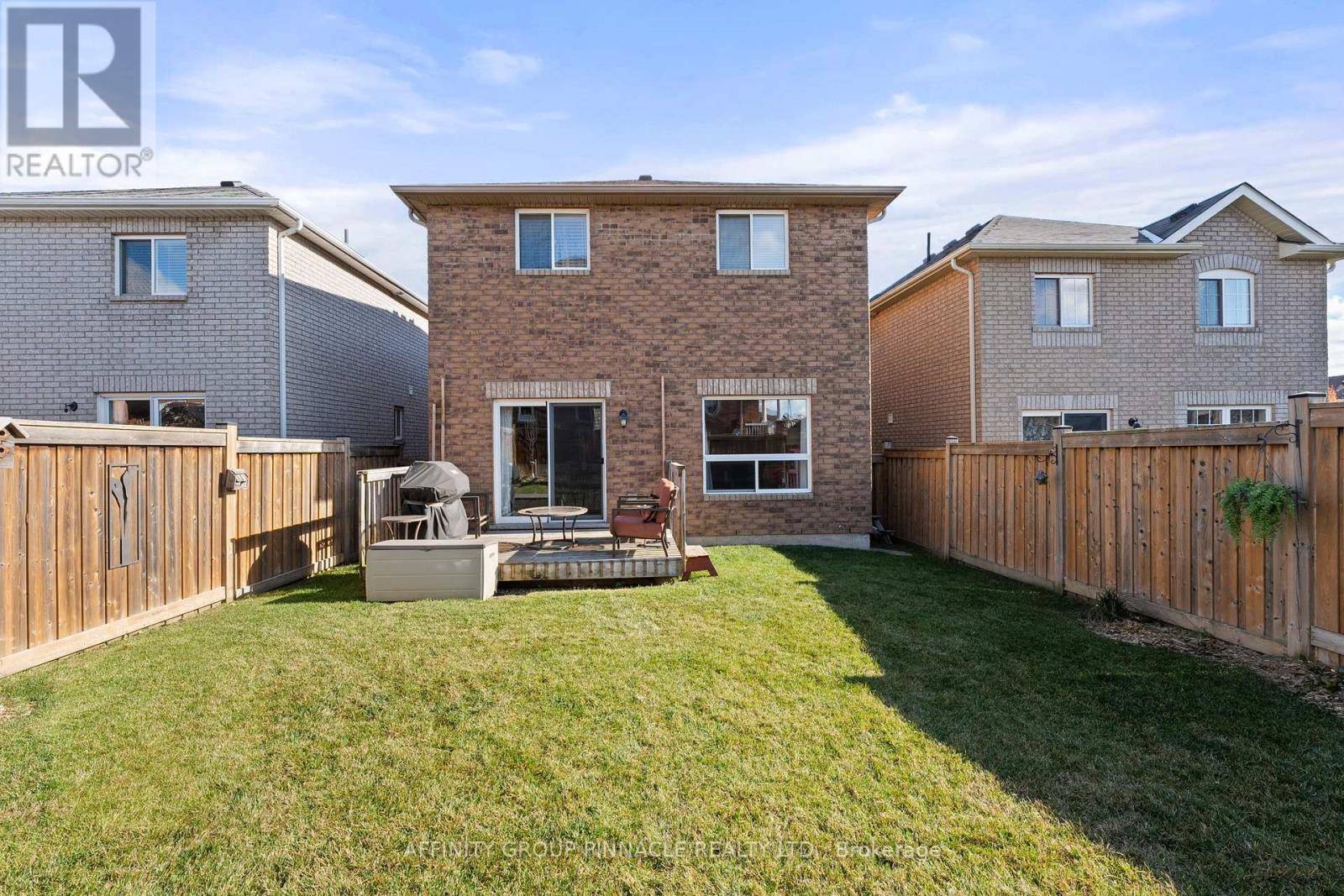 Innisfil (alcona), ON L9S4B7,2086 GALLOWAY STREET
