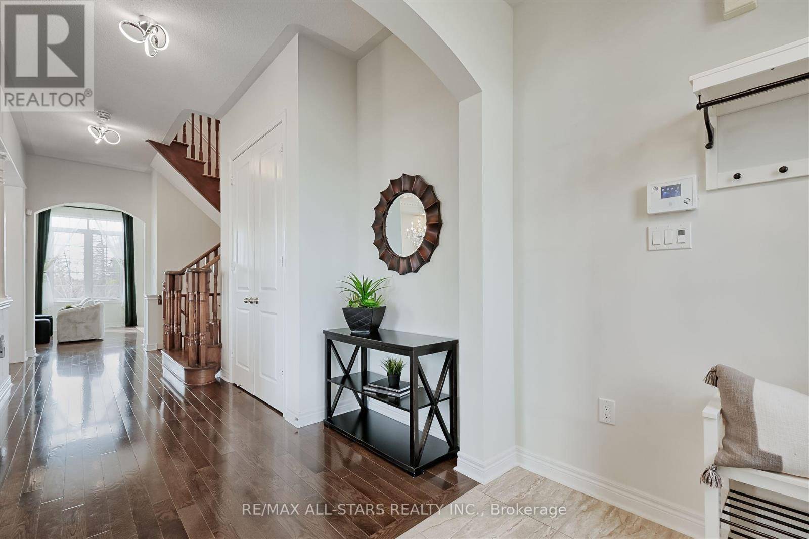 Whitchurch-stouffville (stouffville), ON L4A4P8,255 BAKER HILL BOULEVARD